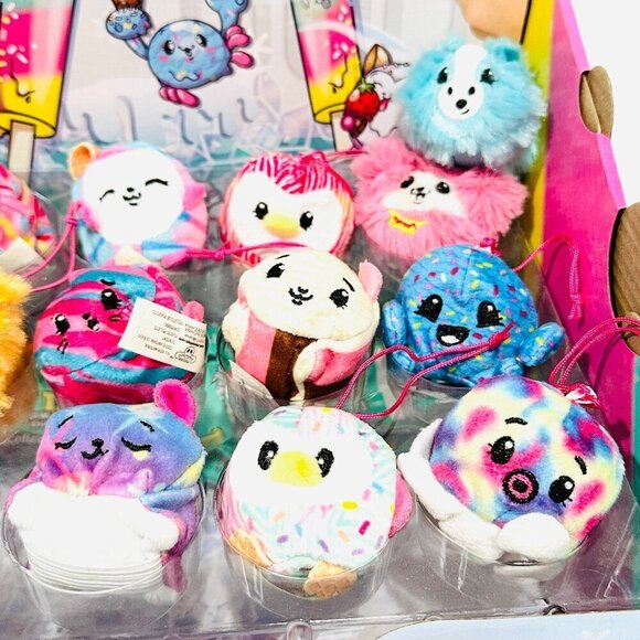 Pikmi Pops Surprise! PushMiUps set of 19 w/ Display Case, Collector Cards & More - Picture 4 of 8